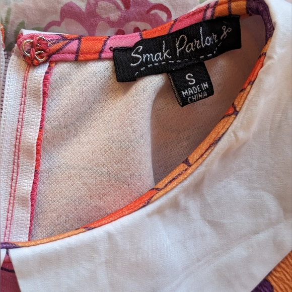 Smak Parlour Pink Far-Out Floral Print Female Forward Fit & Flare Dress Small - Picture 4 of 8